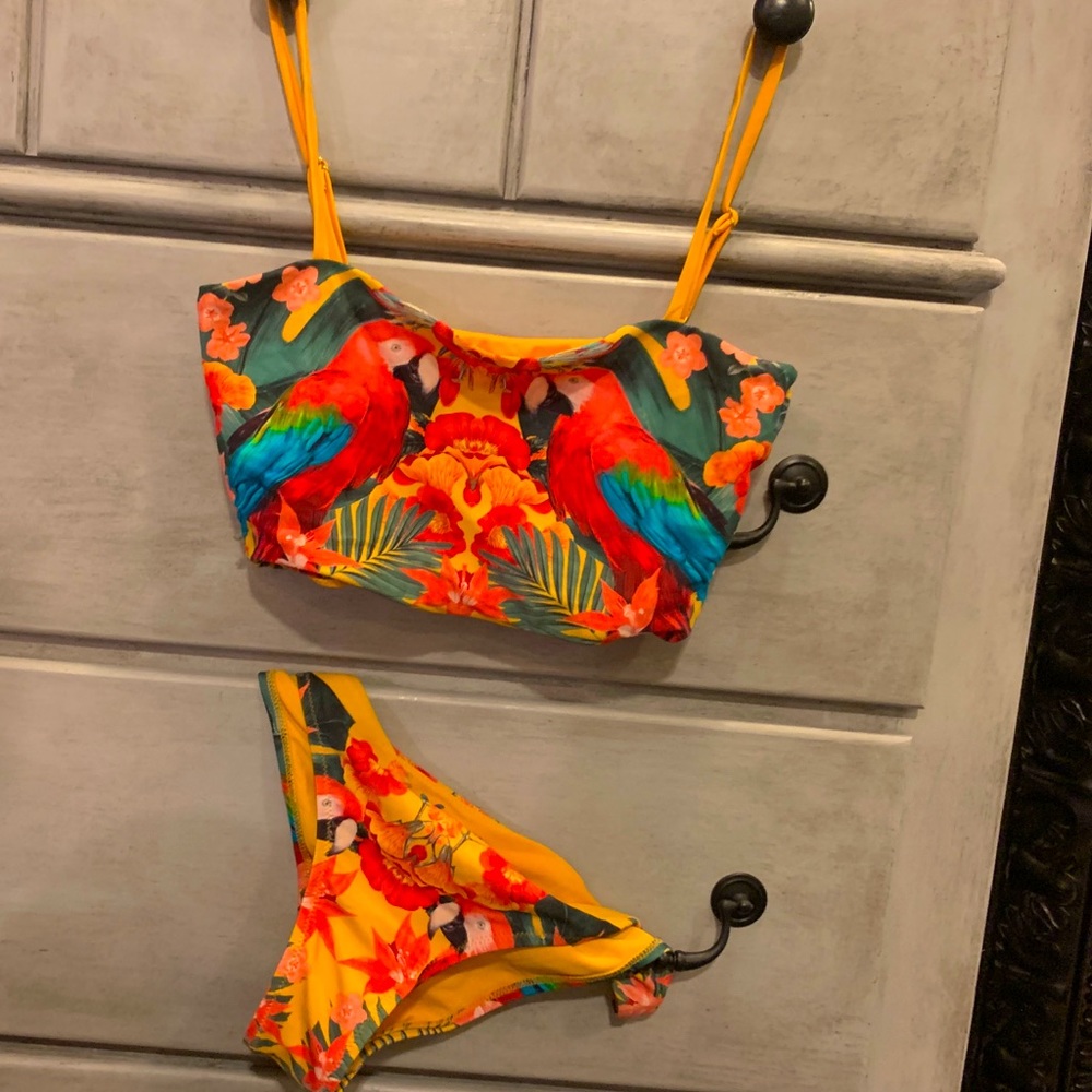 NWOT Show Me Your Mumu bikini